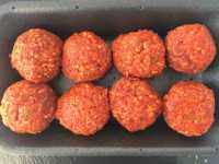 8 hot n spicy beef meatballs